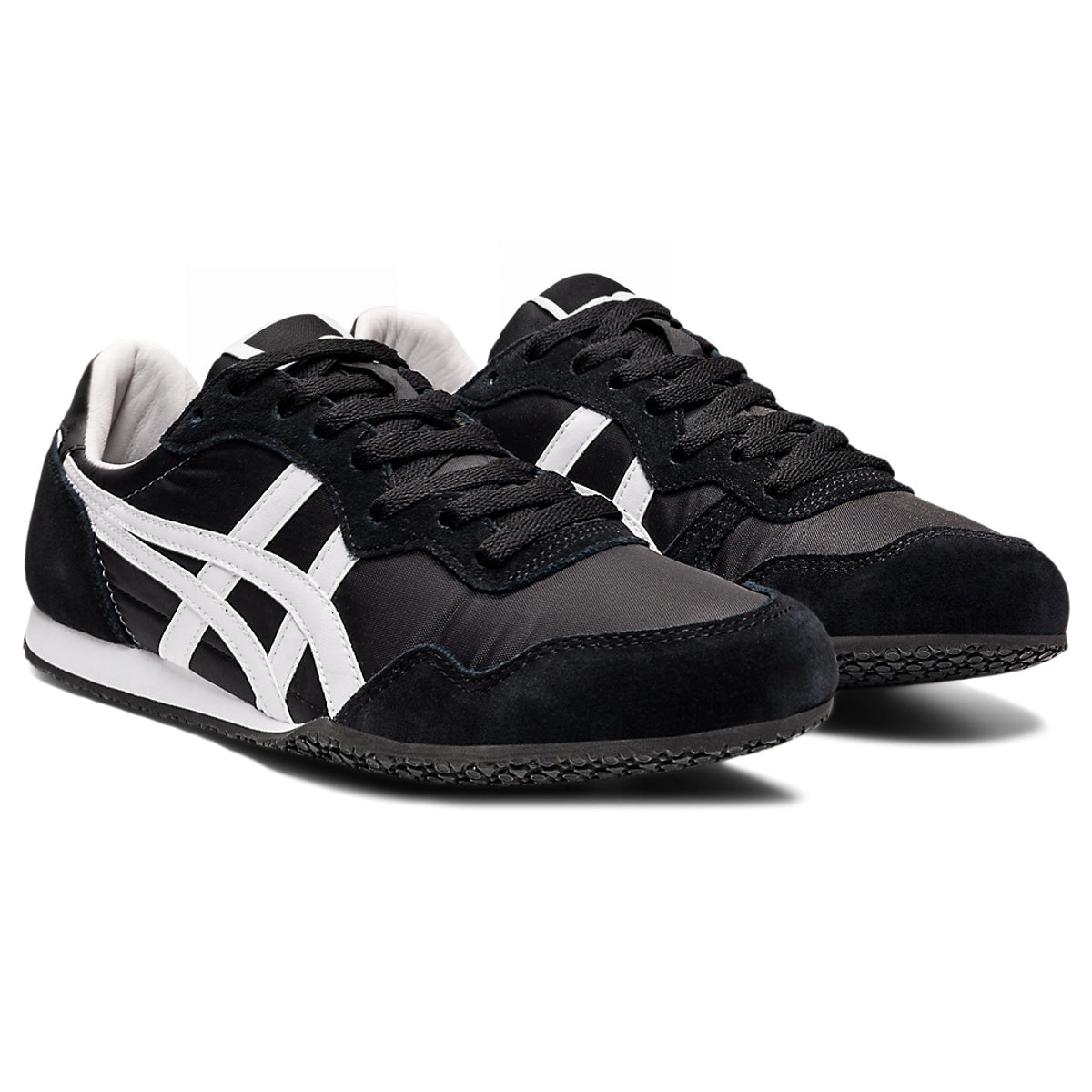 Serrano Black/White